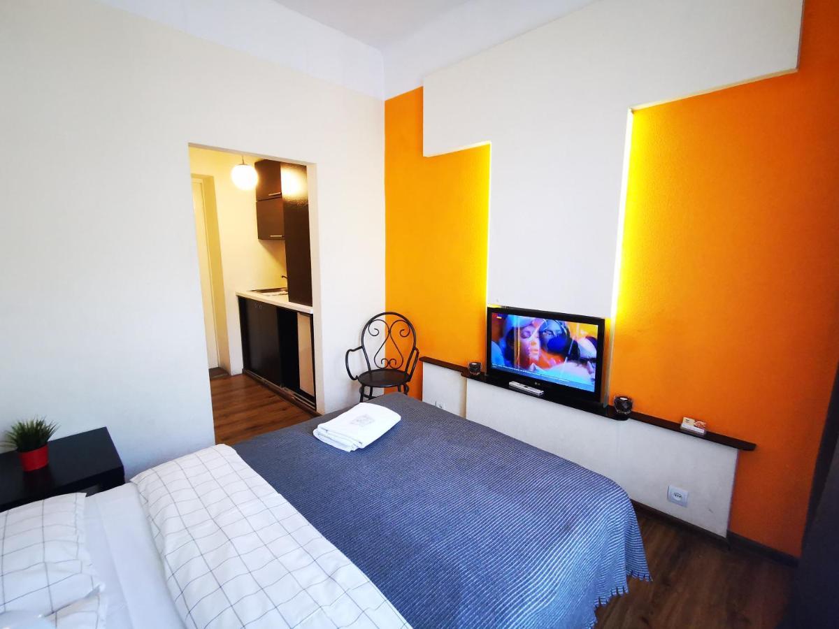 Orange Studio With Balcony Apartment Klaipėda Exterior foto